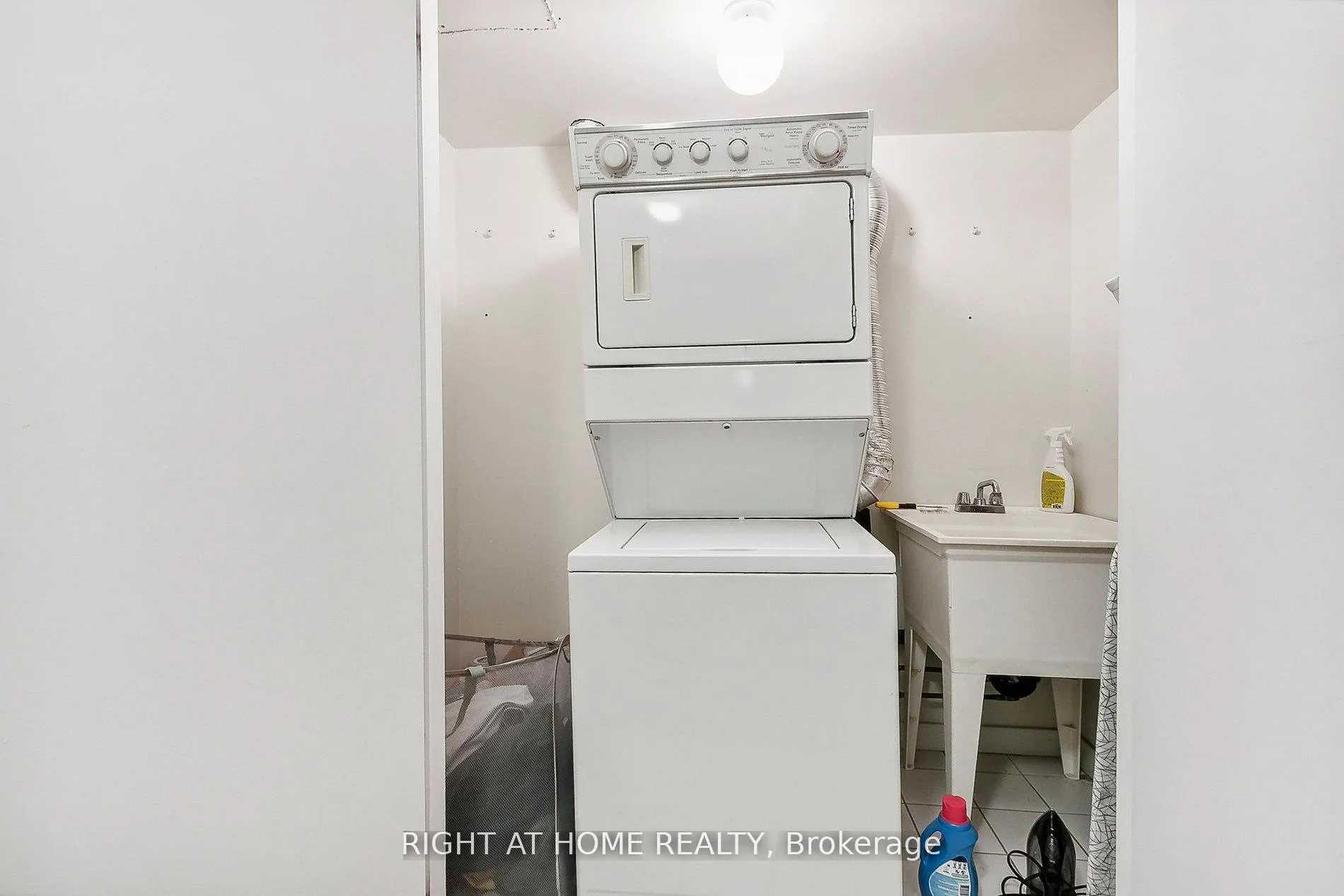Photo 36 of 488 King Street E, Toronto, Moss Park — HOMEH