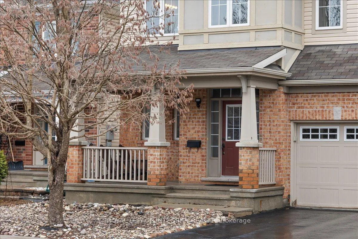 Photo 3 of 638 Rosehill Avenue, Ottawa, Stittsville (North) — HOMEH
