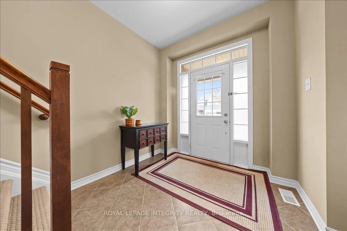 Photo 5 of 638 Rosehill Avenue, Ottawa, Stittsville (North) — HOMEH