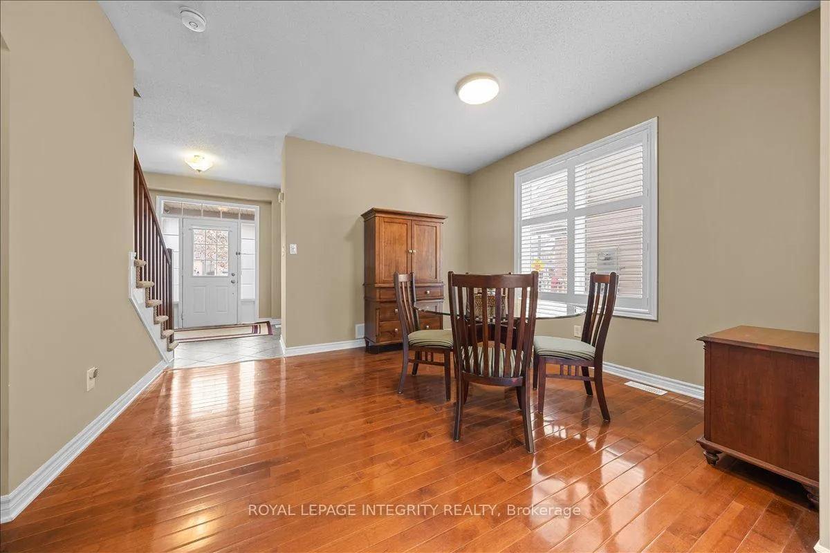 Photo 7 of 638 Rosehill Avenue, Ottawa, Stittsville (North) — HOMEH