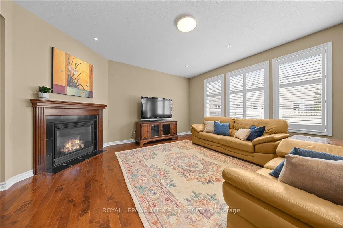 Photo 11 of 638 Rosehill Avenue, Ottawa, Stittsville (North) — HOMEH