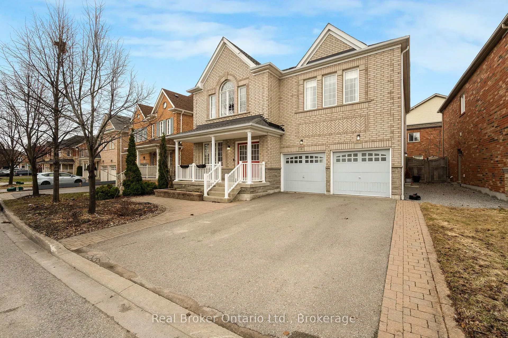 Photo 2 of 6 Wilsongary Circle, Ajax, Northeast Ajax — HOMEH