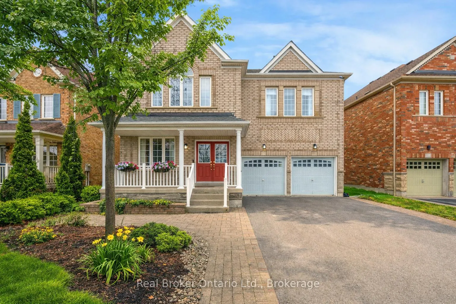 Photo 4 of 6 Wilsongary Circle, Ajax, Northeast Ajax — HOMEH