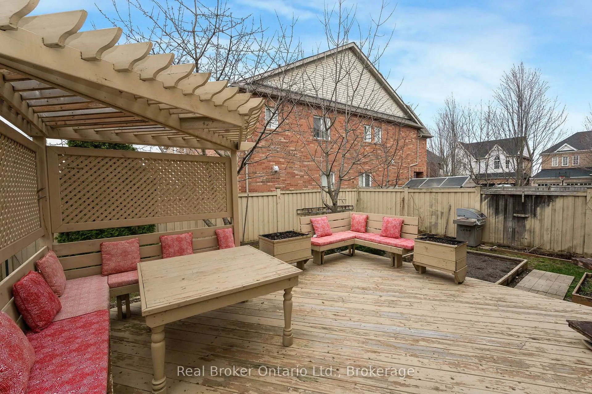 Photo 42 of 6 Wilsongary Circle, Ajax, Northeast Ajax — HOMEH