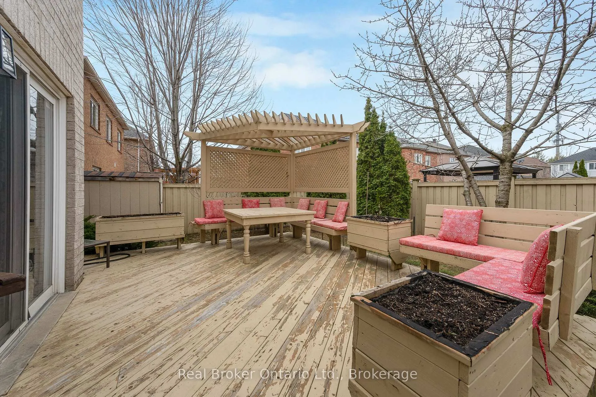 Photo 44 of 6 Wilsongary Circle, Ajax, Northeast Ajax — HOMEH