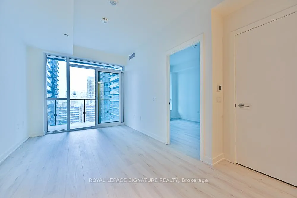 Front of Unit 1401, 110 Broadway Avenue