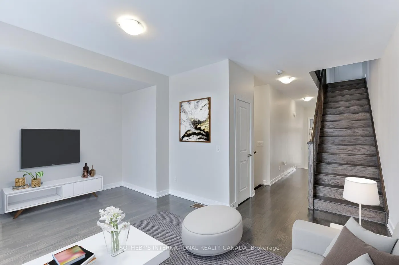 Photo 2 of 101 Glengarry Crescent, Vaughan, Vellore Village — HOMEH