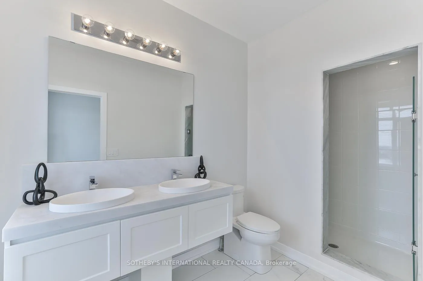 Photo 13 of 101 Glengarry Crescent, Vaughan, Vellore Village — HOMEH