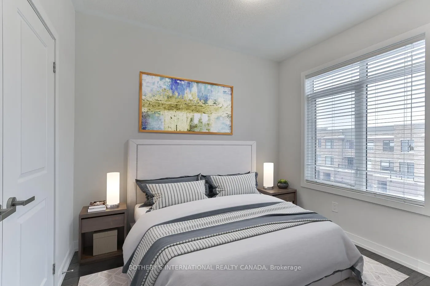 Photo 16 of 101 Glengarry Crescent, Vaughan, Vellore Village — HOMEH