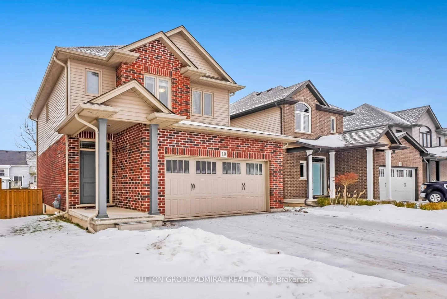 Photo 2 of 10 Bergenstein Crescent, Pelham, Fonthill — HOMEH