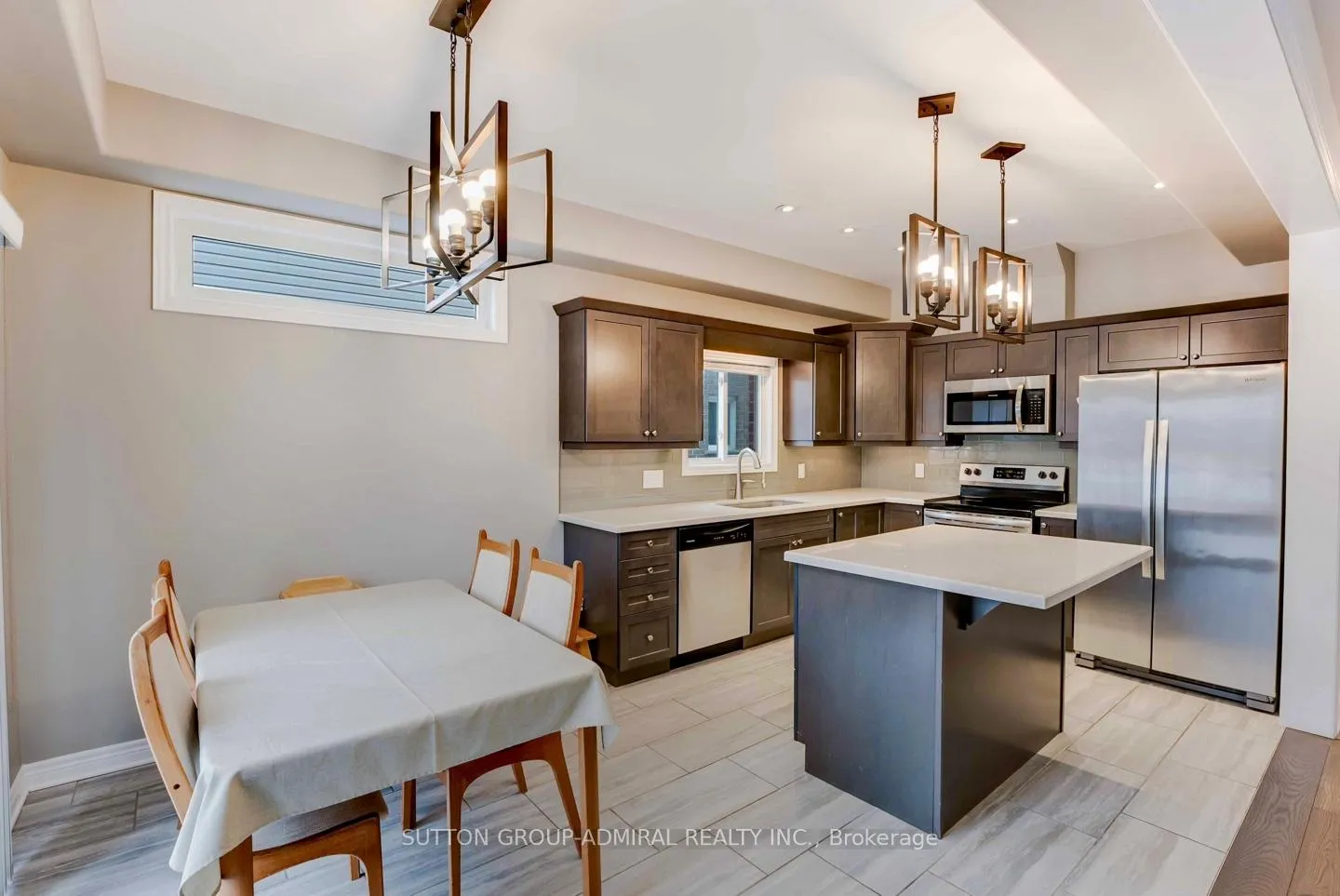 Photo 6 of 10 Bergenstein Crescent, Pelham, Fonthill — HOMEH