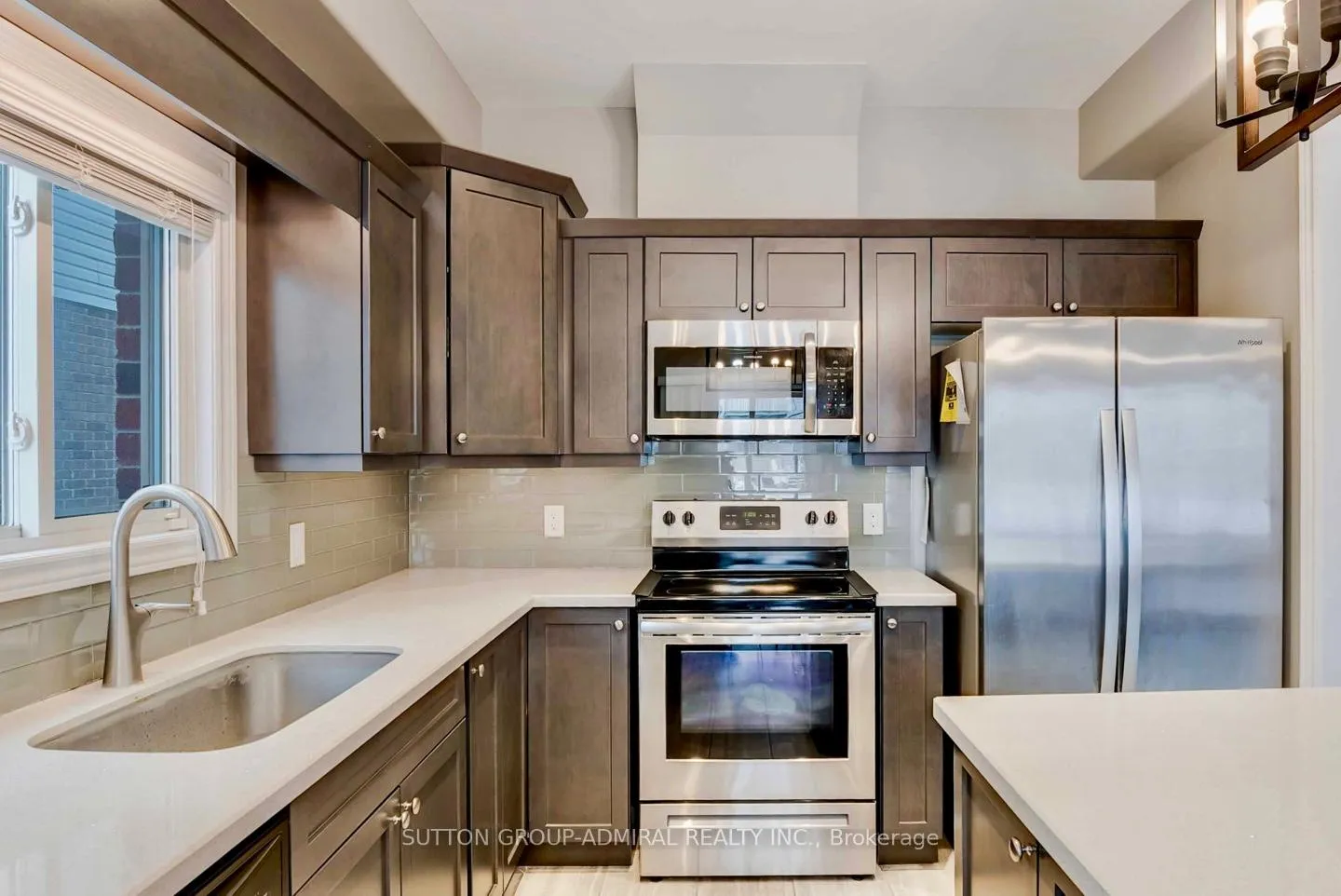 Photo 9 of 10 Bergenstein Crescent, Pelham, Fonthill — HOMEH