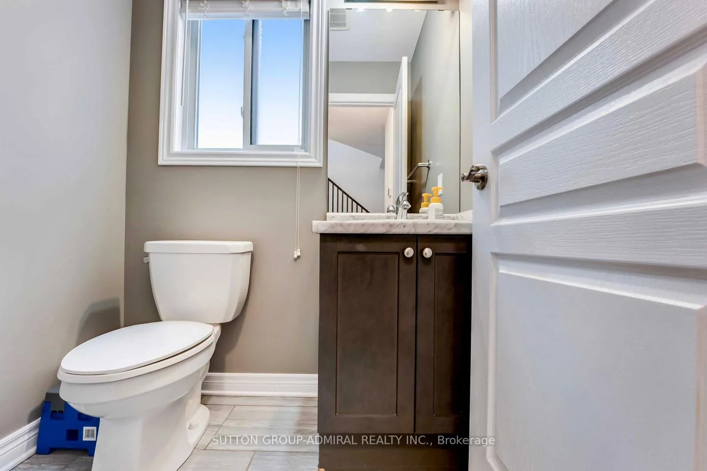 Photo 11 of 10 Bergenstein Crescent, Pelham, Fonthill — HOMEH