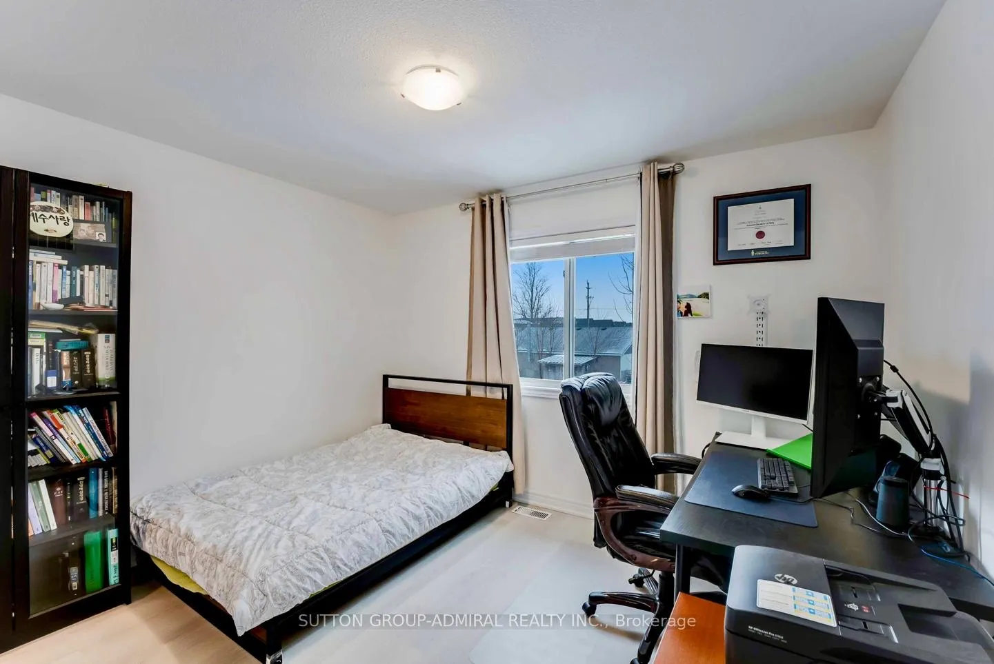 Photo 13 of 10 Bergenstein Crescent, Pelham, Fonthill — HOMEH