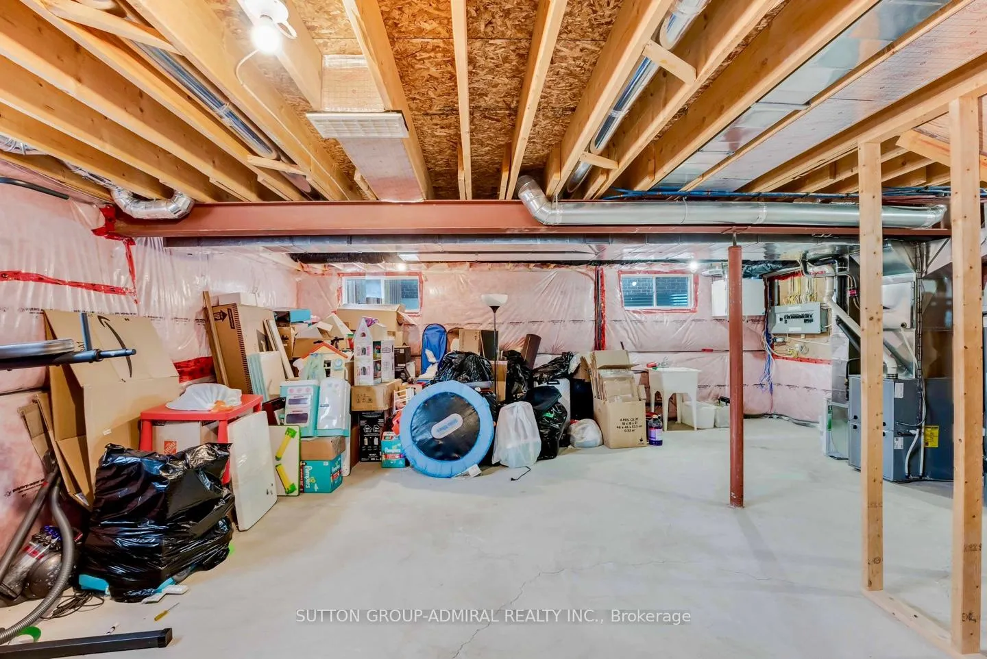 Photo 24 of 10 Bergenstein Crescent, Pelham, Fonthill — HOMEH