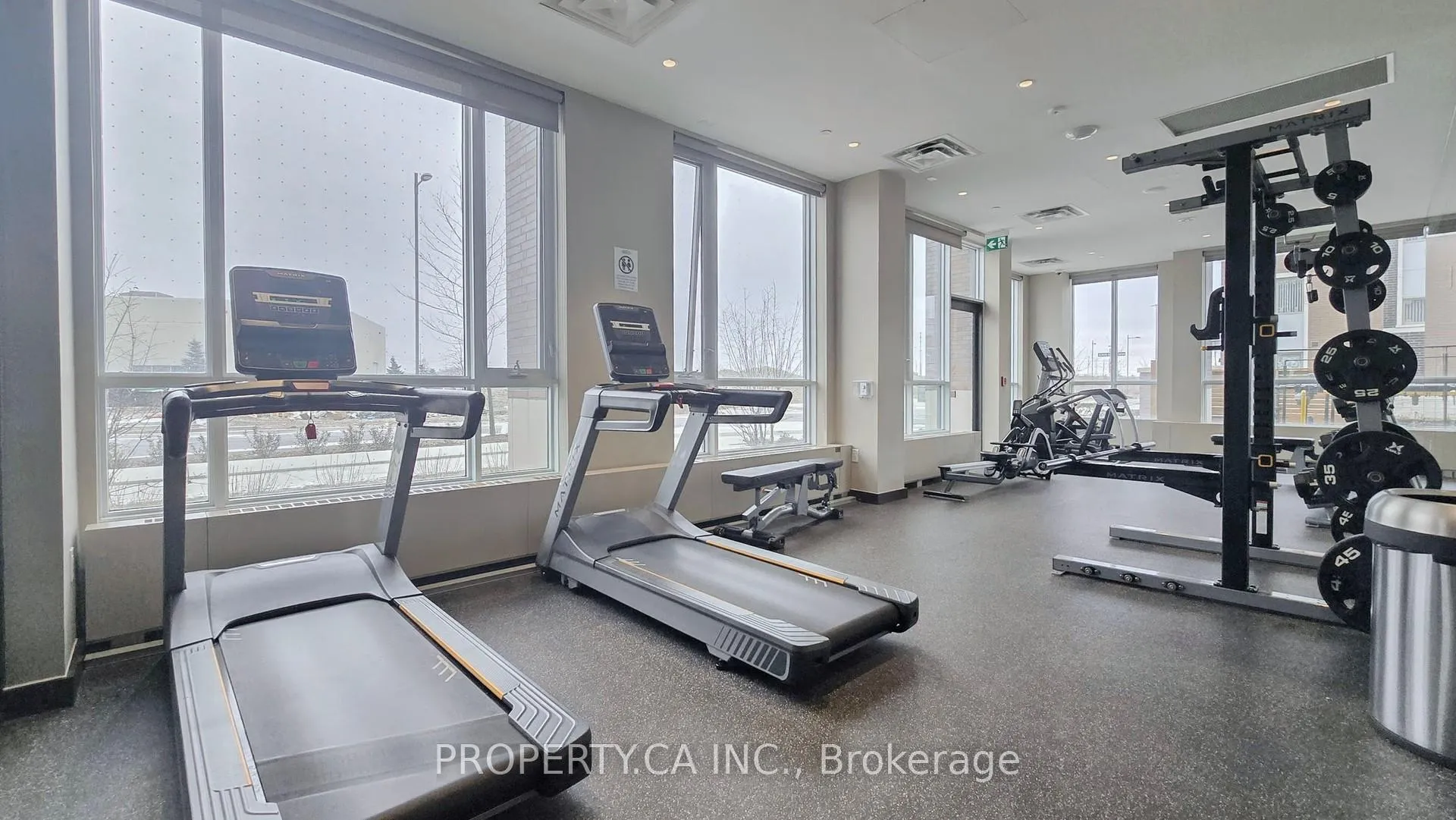 Photo 13 of Unit 211, 60 Honeycrisp Crescent, Vaughan, Vaughan Corporate Centre — HOMEH