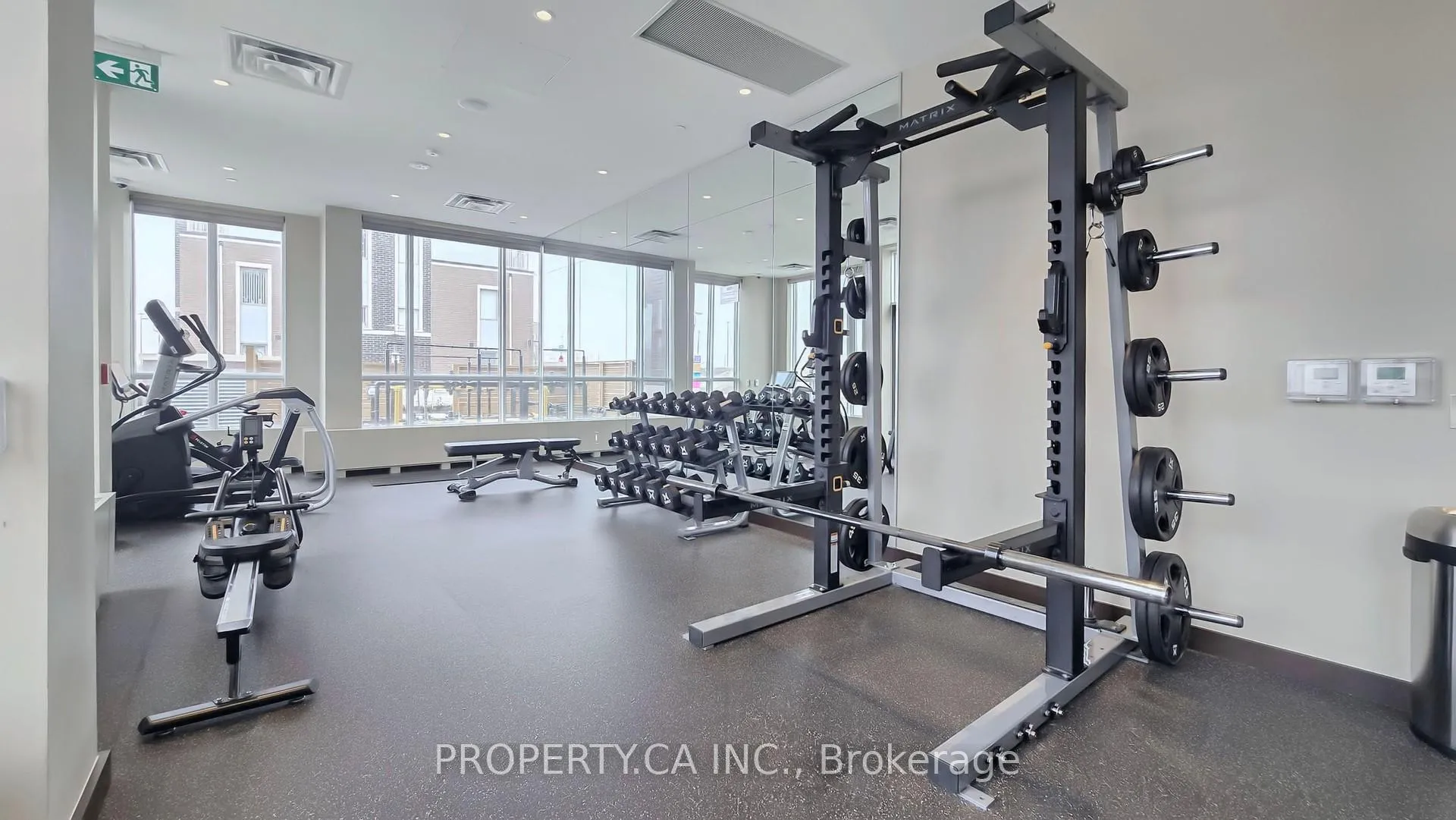 Photo 14 of Unit 211, 60 Honeycrisp Crescent, Vaughan, Vaughan Corporate Centre — HOMEH