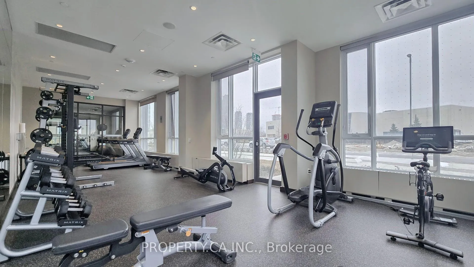 Photo 15 of Unit 211, 60 Honeycrisp Crescent, Vaughan, Vaughan Corporate Centre — HOMEH