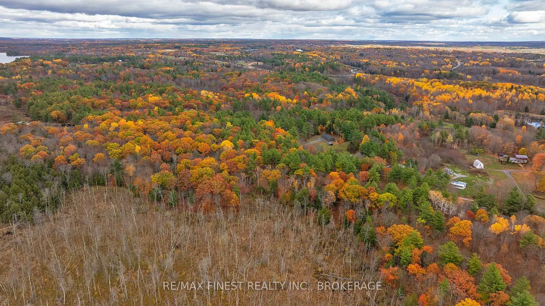 Photo 8 of 1131A Moon Road, Frontenac, Frontenac Centre — HOMEH