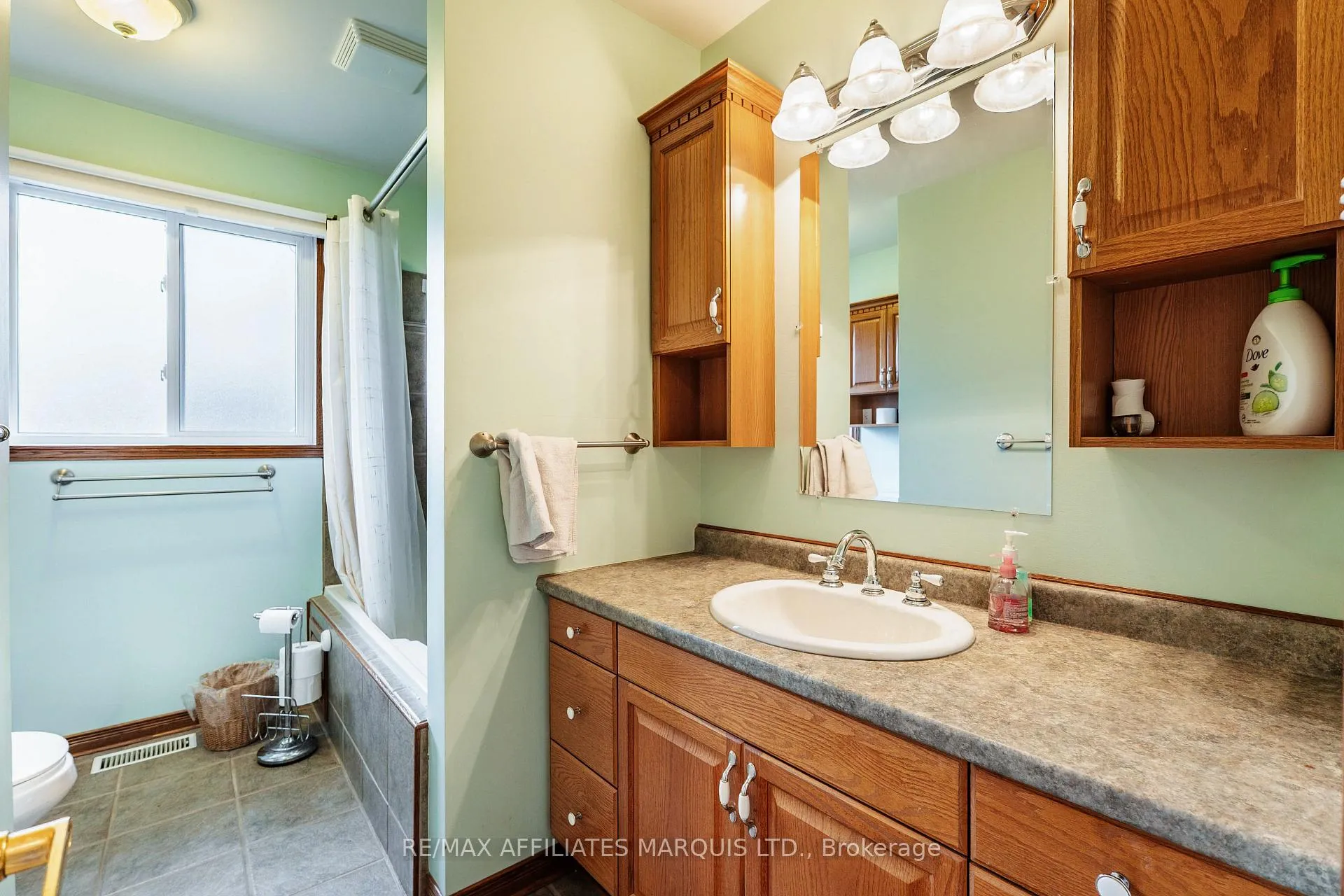 Photo 16 of 847 Glengarry Boulevard, Cornwall — HOMEH