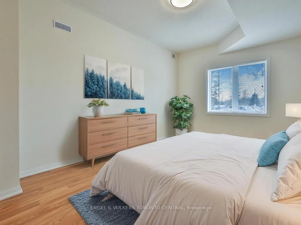 Photo 3 of Unit 113, 16 Westbury Road, Wasaga Beach — HOMEH