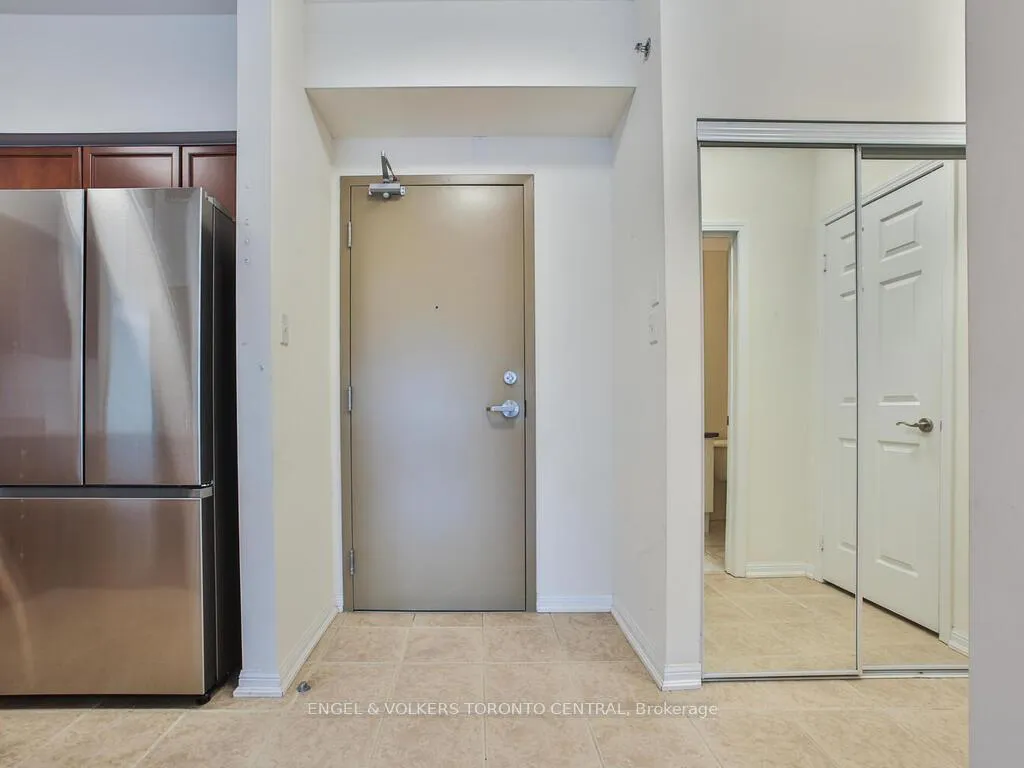 Photo 5 of Unit 113, 16 Westbury Road, Wasaga Beach — HOMEH