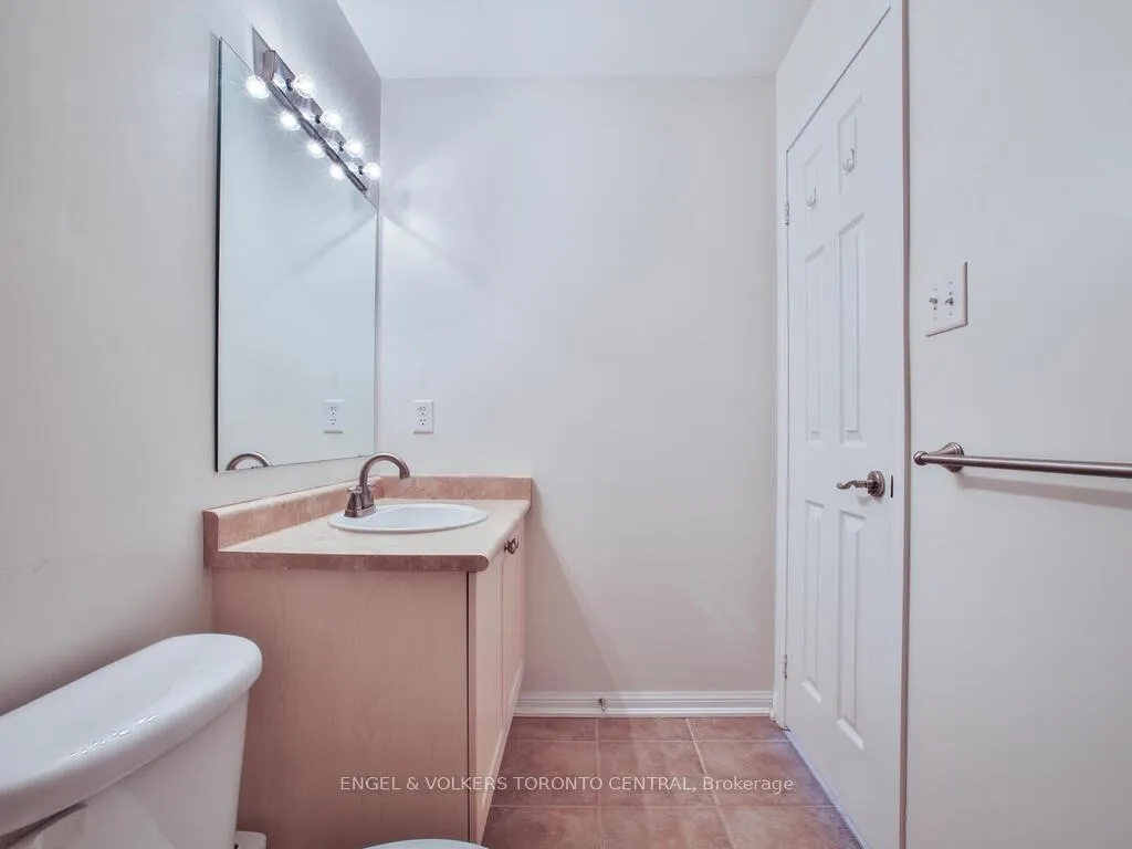 Photo 14 of Unit 113, 16 Westbury Road, Wasaga Beach — HOMEH