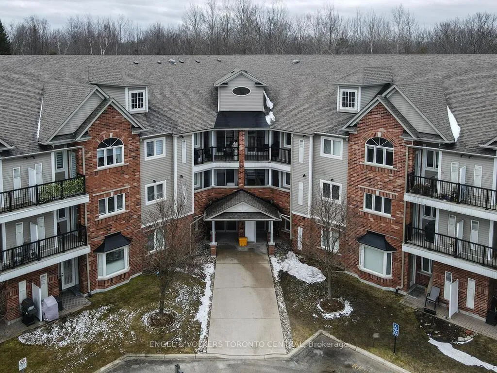 Photo 19 of Unit 113, 16 Westbury Road, Wasaga Beach — HOMEH