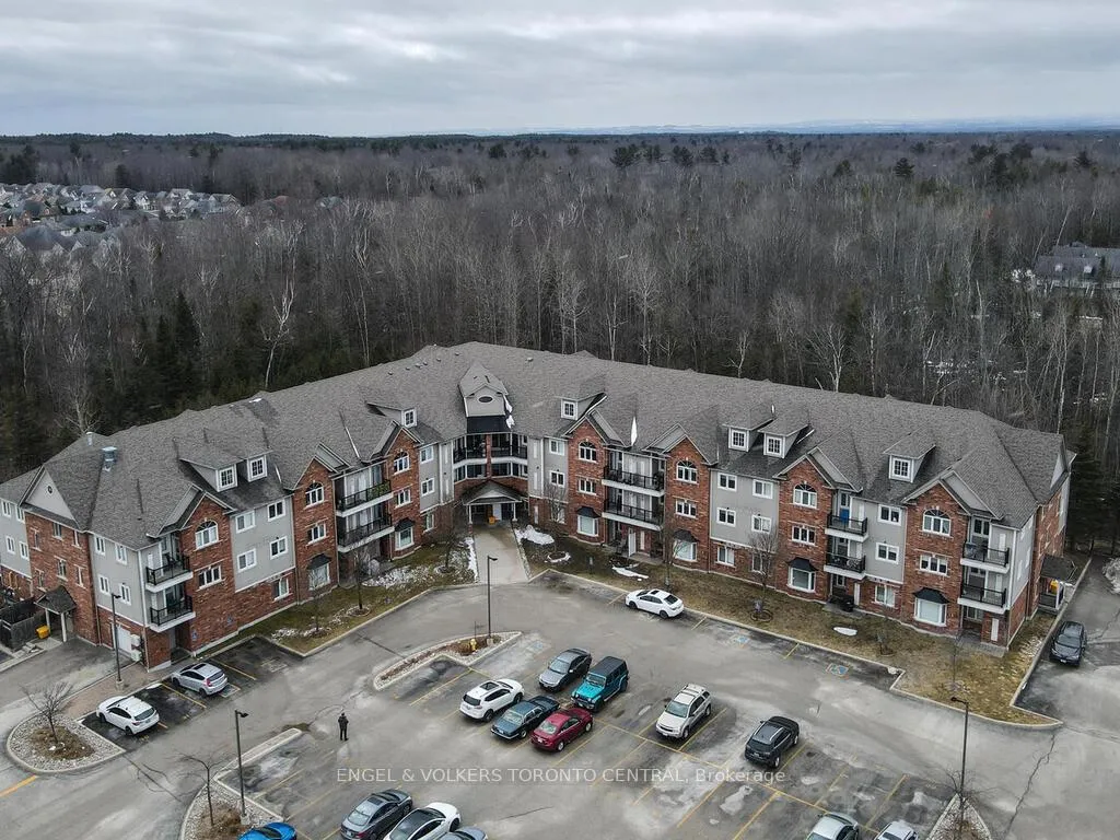 Photo 20 of Unit 113, 16 Westbury Road, Wasaga Beach — HOMEH