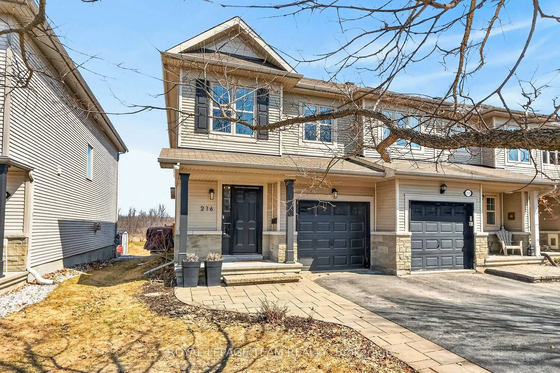 Photo 1 of 216 Trail Side Circle, Ottawa, Springridge/East Village — HOMEH