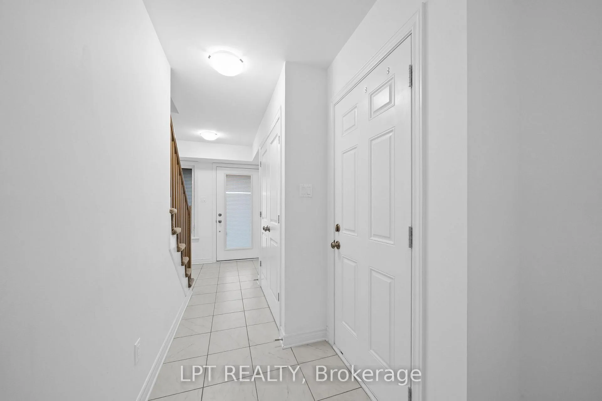 Photo 7 of 42 Verglas Lane, Ottawa, Mer Bleue/Bradley Estates/Anderson Park — HOMEH