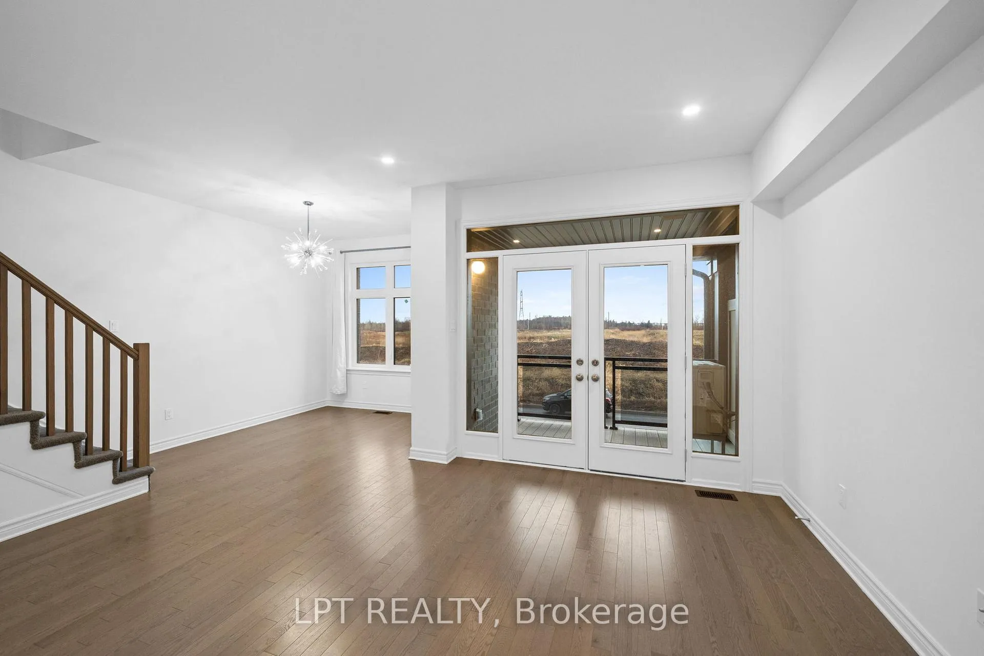 Photo 17 of 42 Verglas Lane, Ottawa, Mer Bleue/Bradley Estates/Anderson Park — HOMEH
