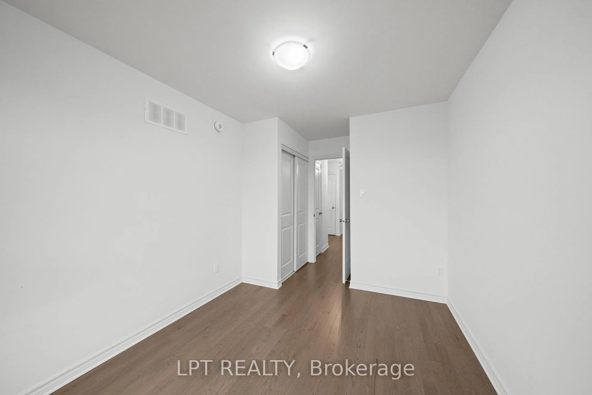 Photo 32 of 42 Verglas Lane, Ottawa, Mer Bleue/Bradley Estates/Anderson Park — HOMEH