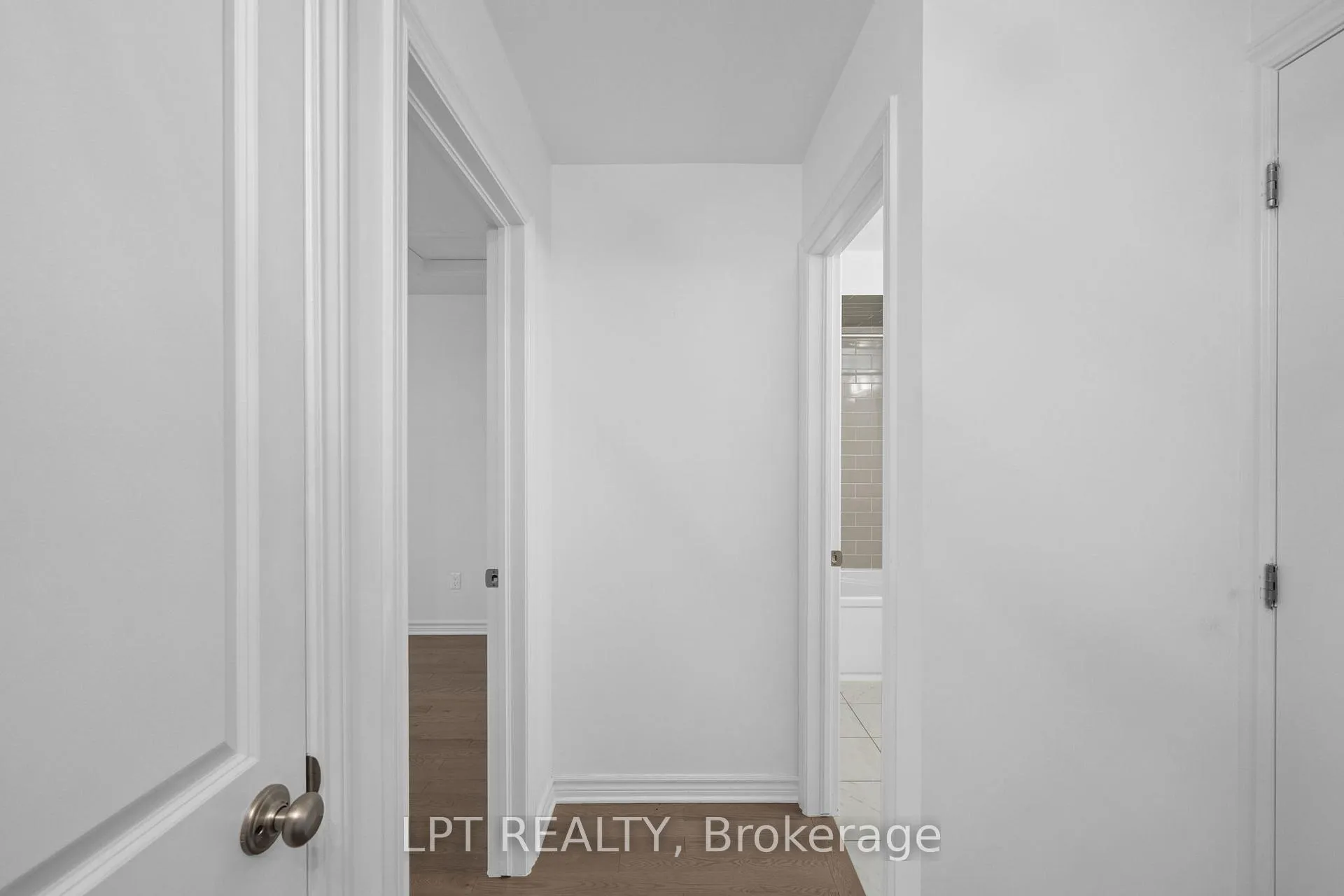 Photo 34 of 42 Verglas Lane, Ottawa, Mer Bleue/Bradley Estates/Anderson Park — HOMEH