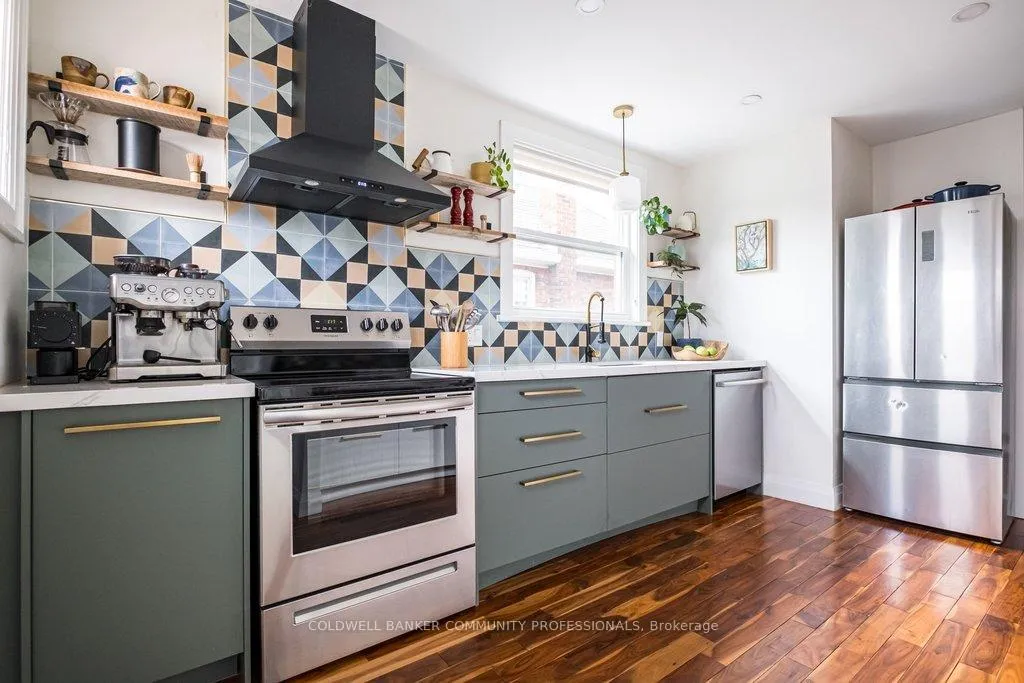 Photo 3 of 48 Longwood Road S, Hamilton, Westdale — HOMEH