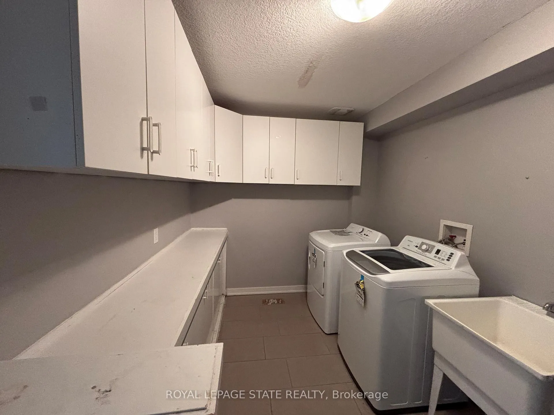 Photo 11 of 88 West Glen Avenue, Hamilton, Stoney Creek Mountain — HOMEH