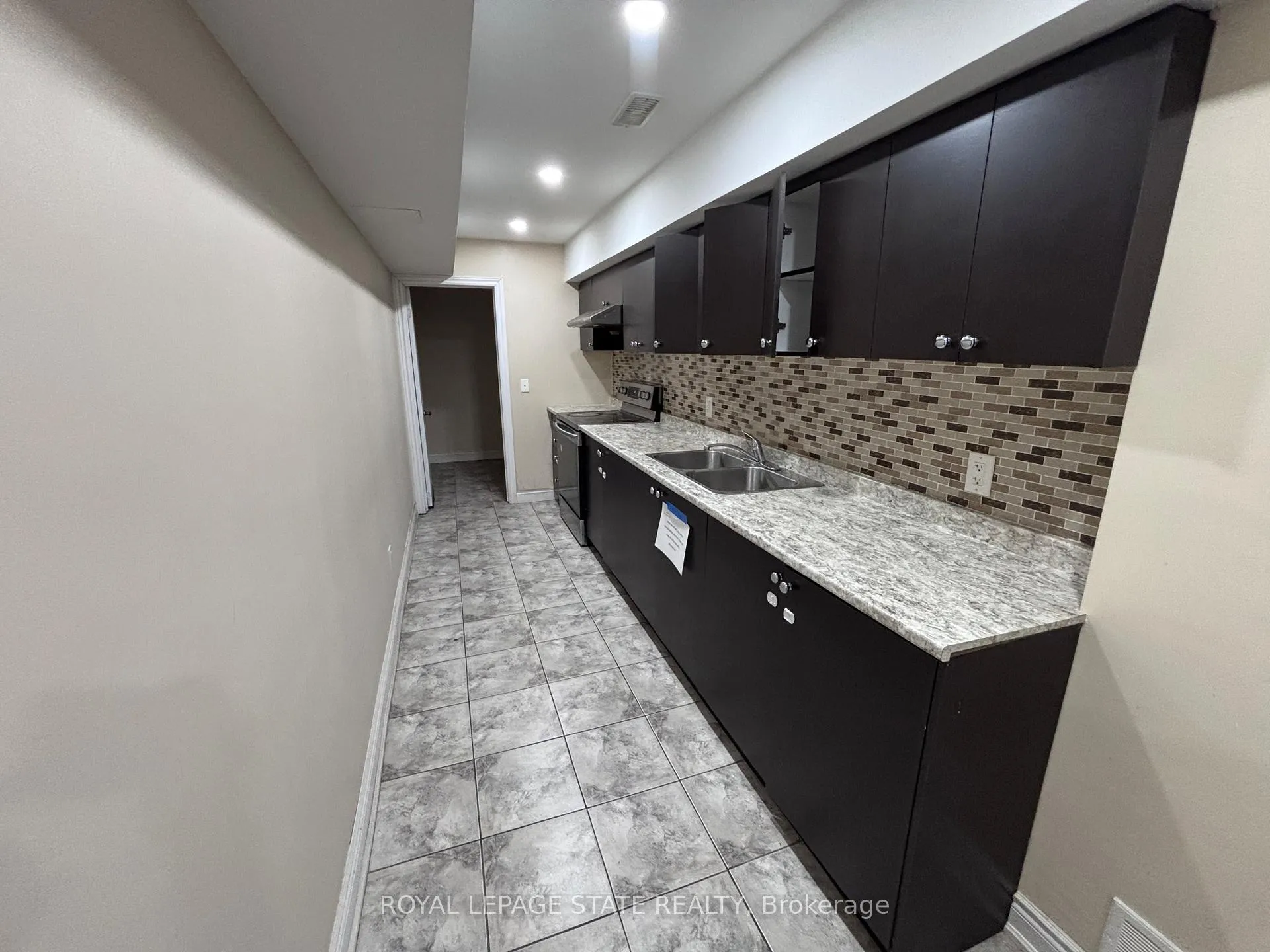 Photo 22 of 88 West Glen Avenue, Hamilton, Stoney Creek Mountain — HOMEH