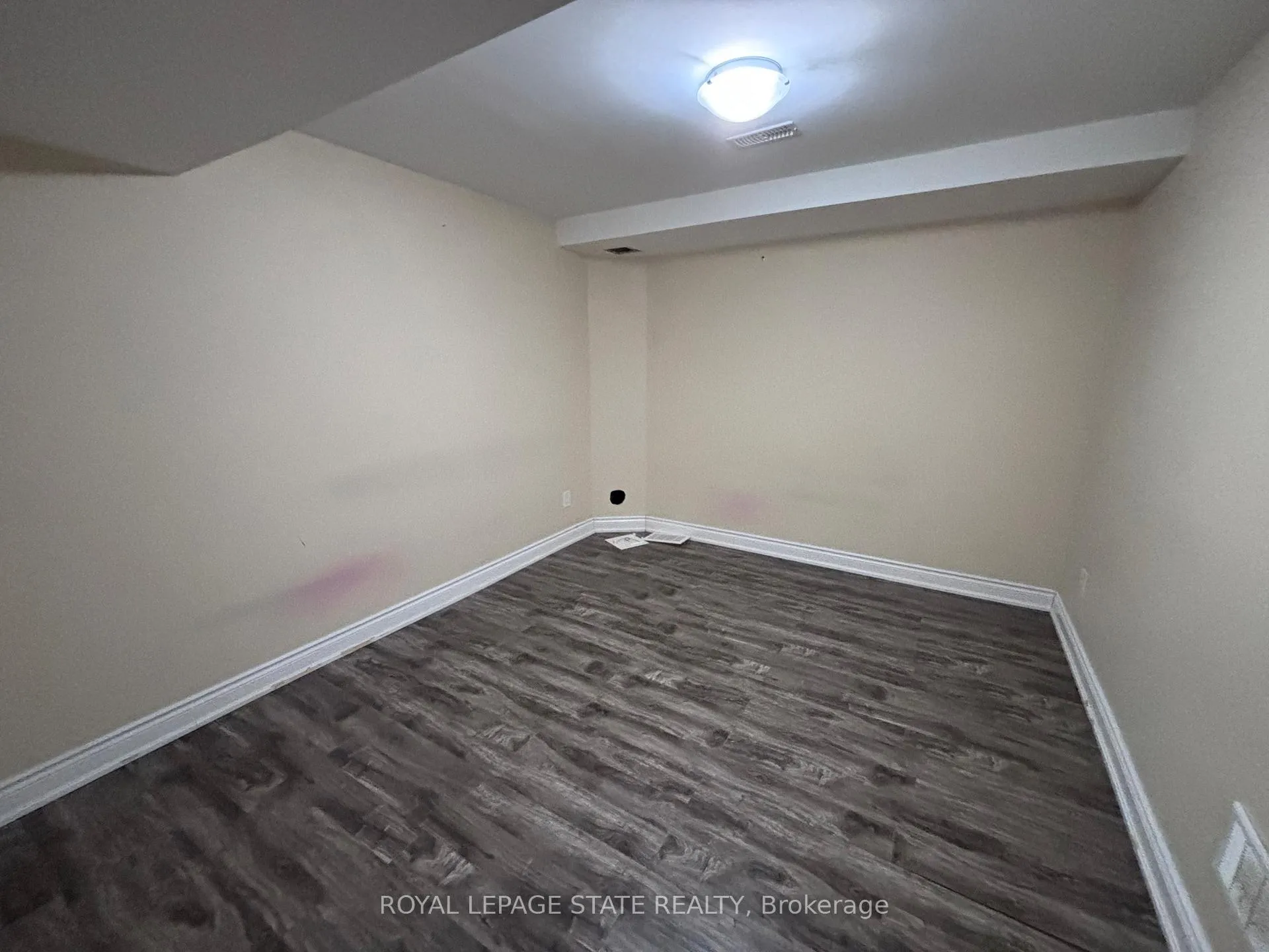 Photo 24 of 88 West Glen Avenue, Hamilton, Stoney Creek Mountain — HOMEH