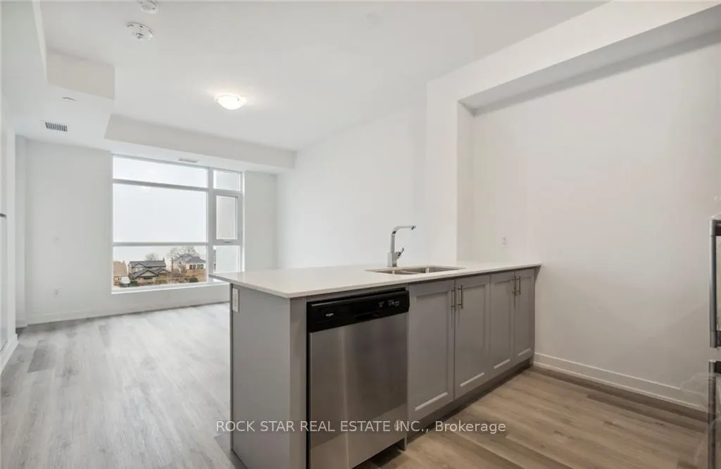 Photo 7 of Unit 417, 600 North Service Road, Hamilton, Stoney Creek — HOMEH