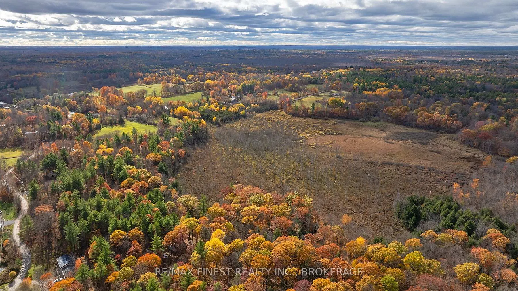 Photo 7 of 1131 Moon Road, Frontenac, Frontenac Centre — HOMEH