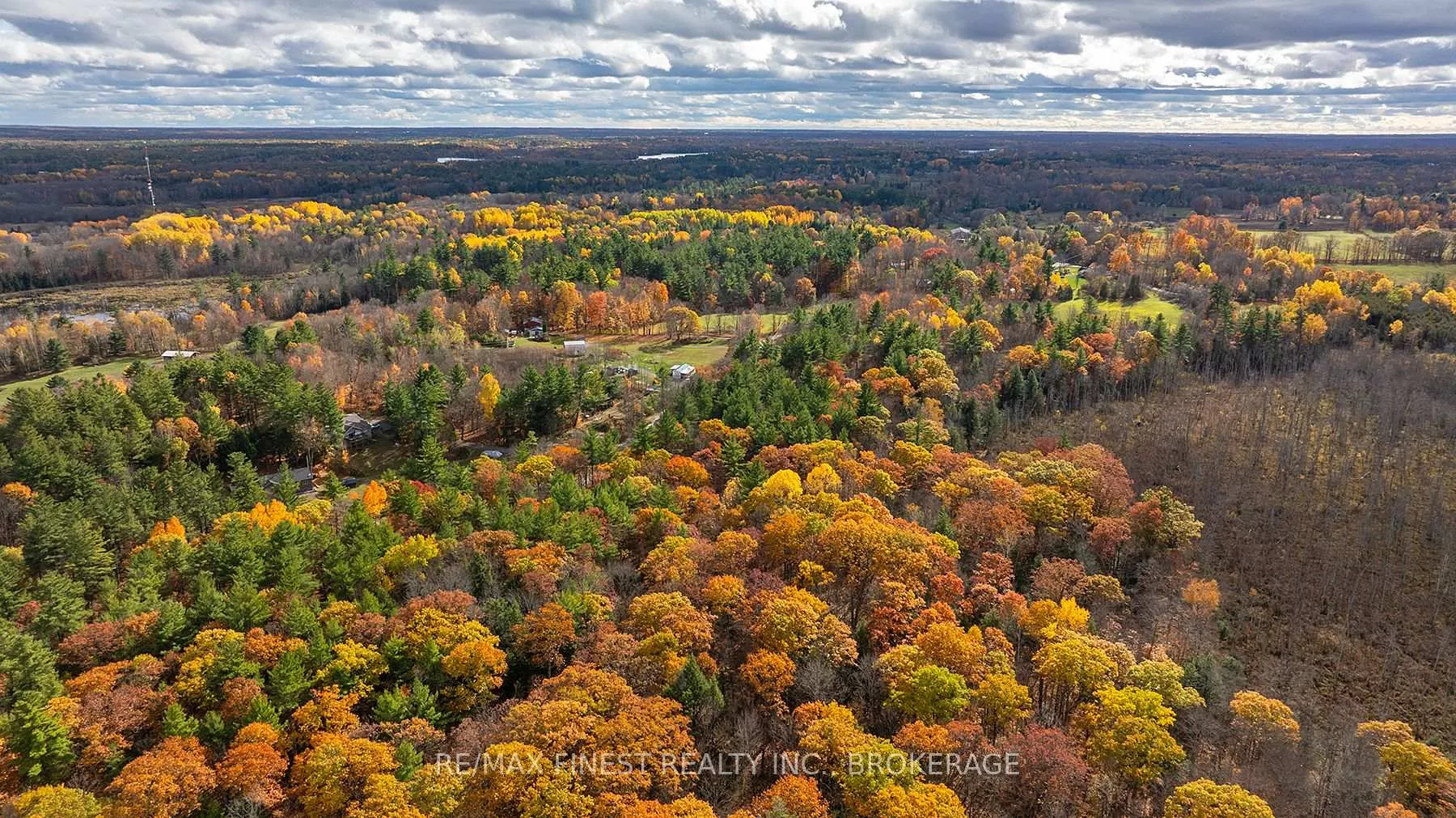 Photo 9 of 1131 Moon Road, Frontenac, Frontenac Centre — HOMEH