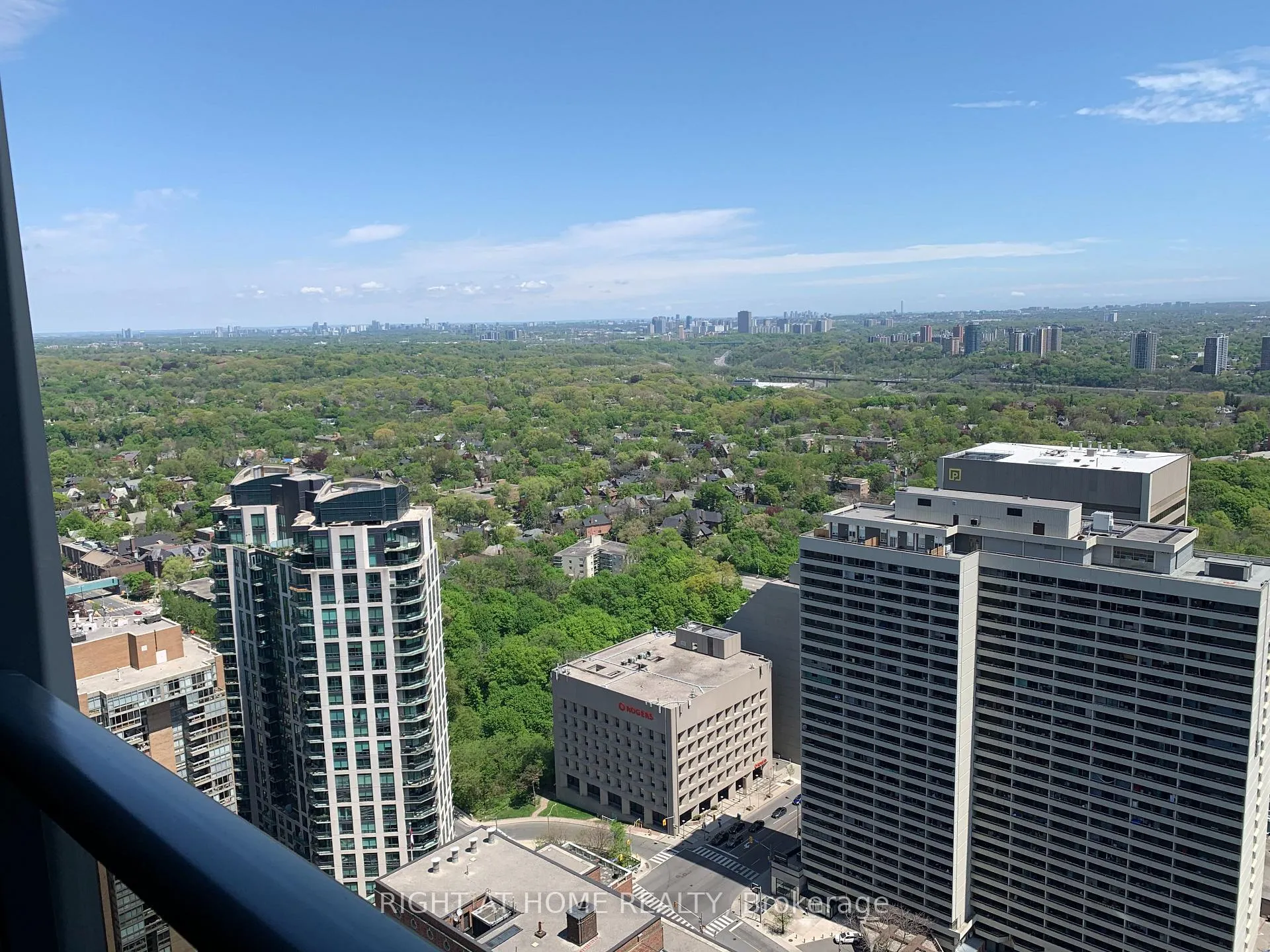 Photo 8 of Unit 4101, 28 Ted Rogers Way, Toronto, Church-Yonge Corridor — HOMEH