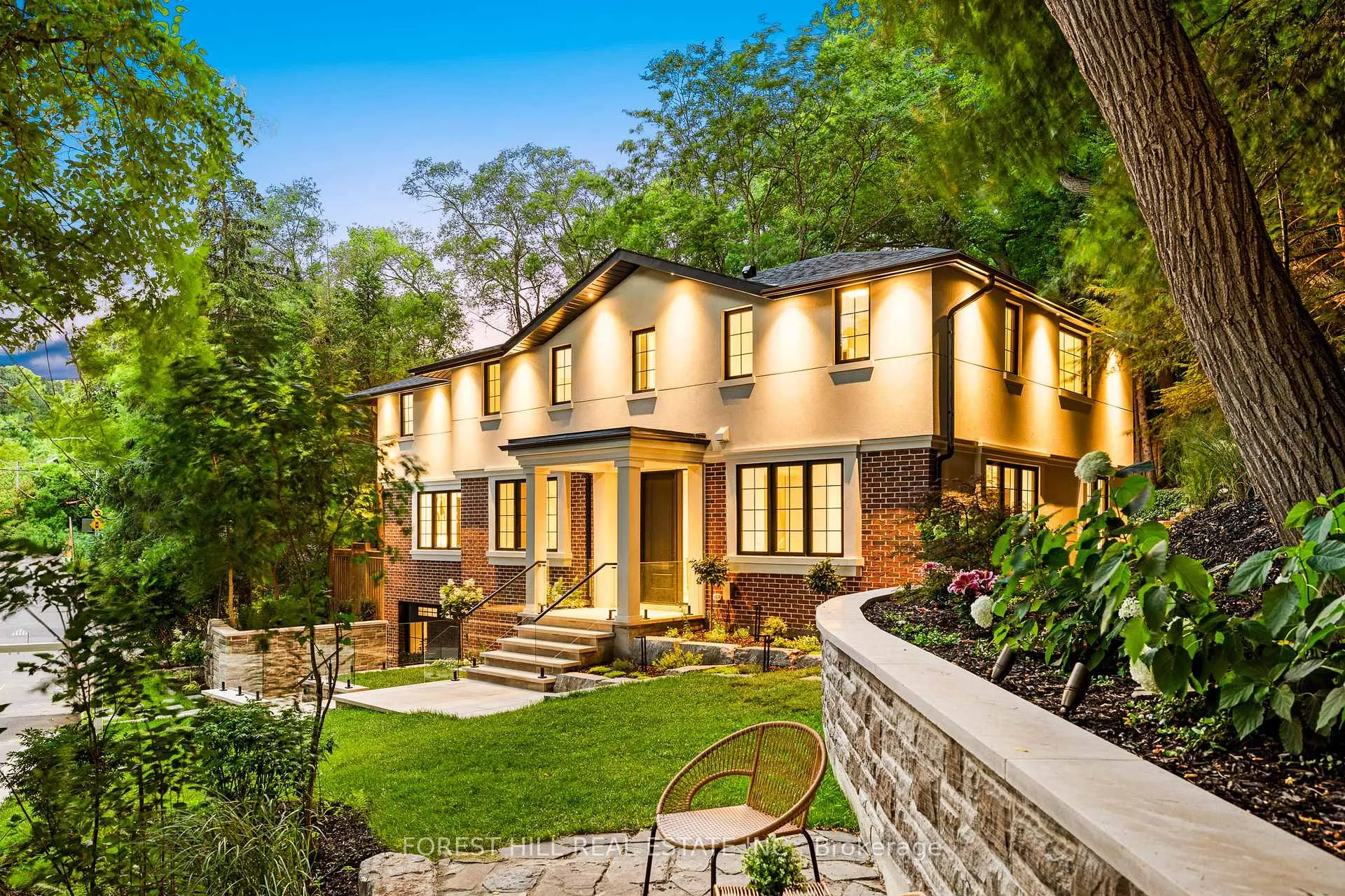 Photo 4 of 52 Roxborough Drive, Toronto, Rosedale-Moore Park — HOMEH