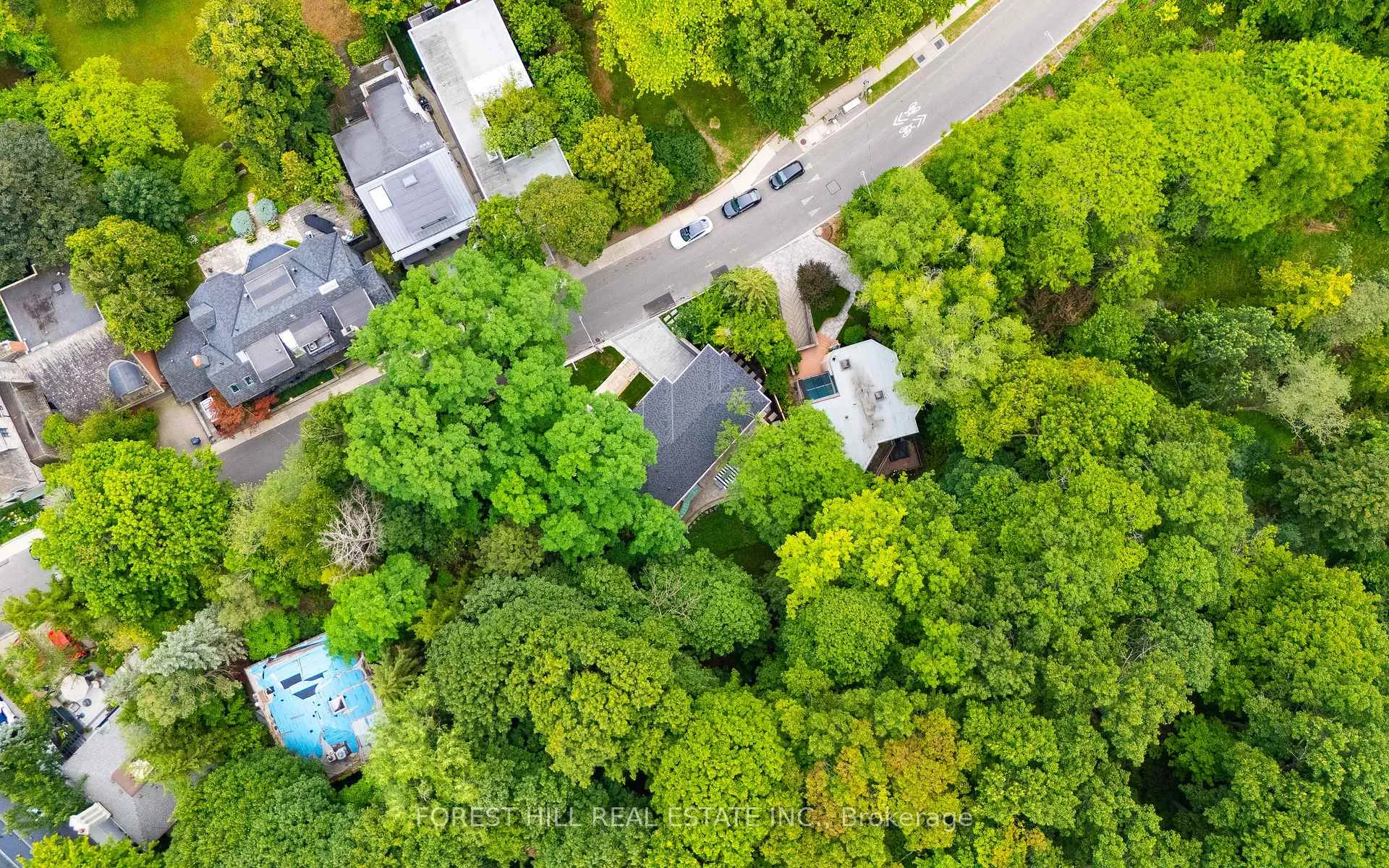 Photo 39 of 52 Roxborough Drive, Toronto, Rosedale-Moore Park — HOMEH