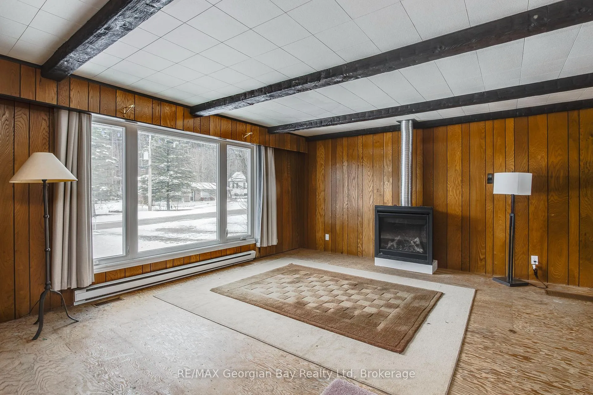 Photo 3 of 41 Beaufort Crescent, Tiny, Rural Tiny — HOMEH