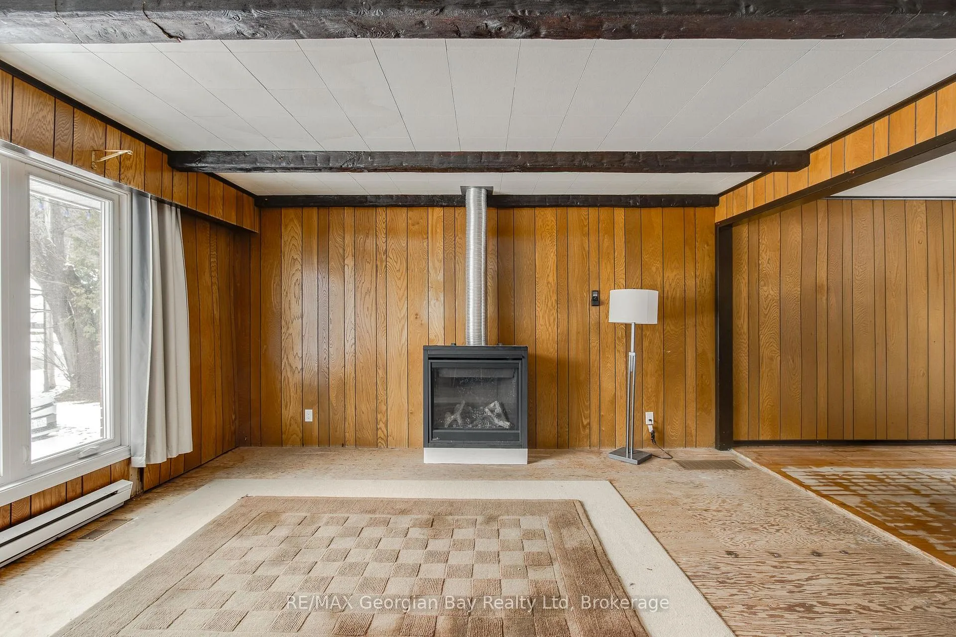 Photo 4 of 41 Beaufort Crescent, Tiny, Rural Tiny — HOMEH