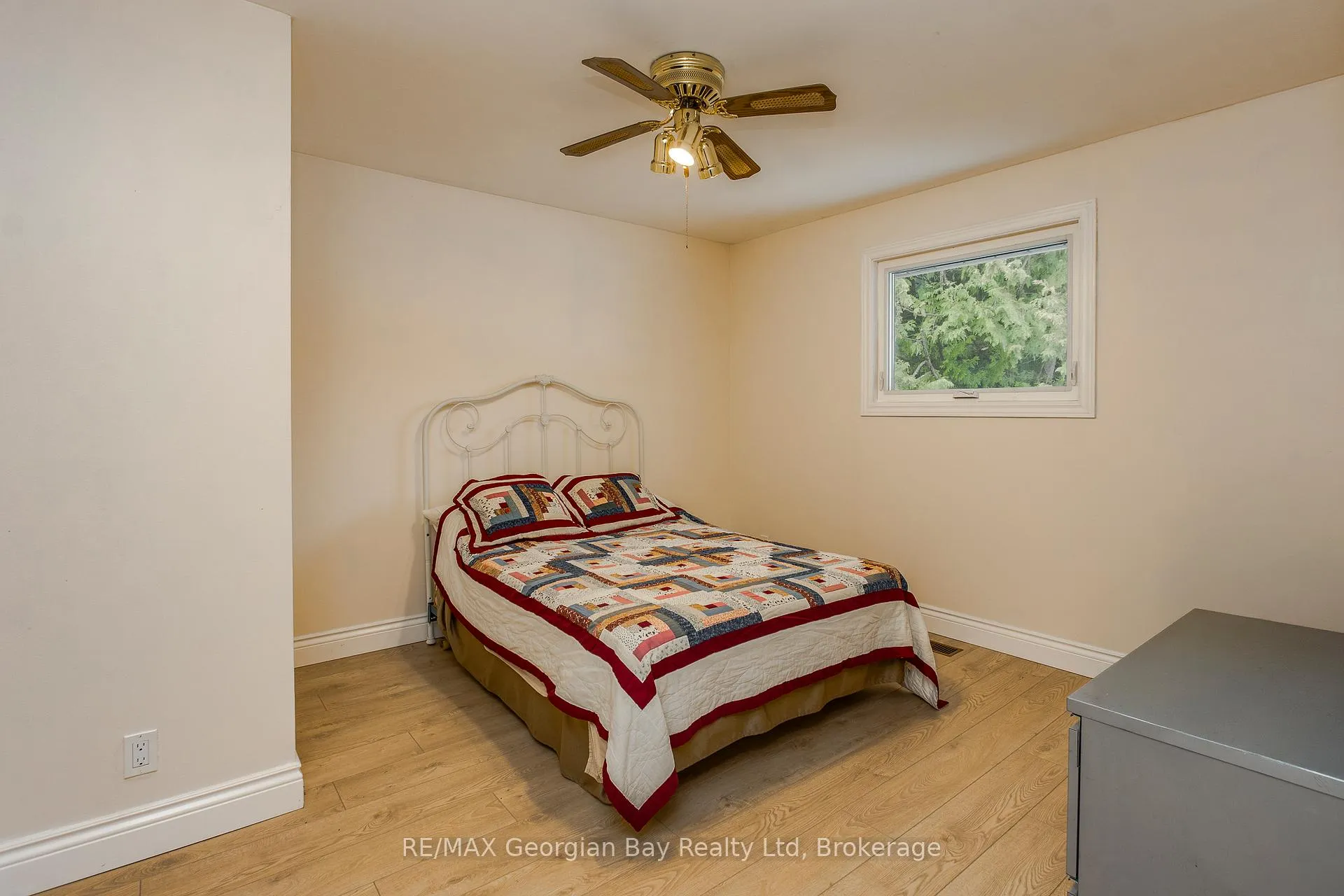 Photo 14 of 41 Beaufort Crescent, Tiny, Rural Tiny — HOMEH