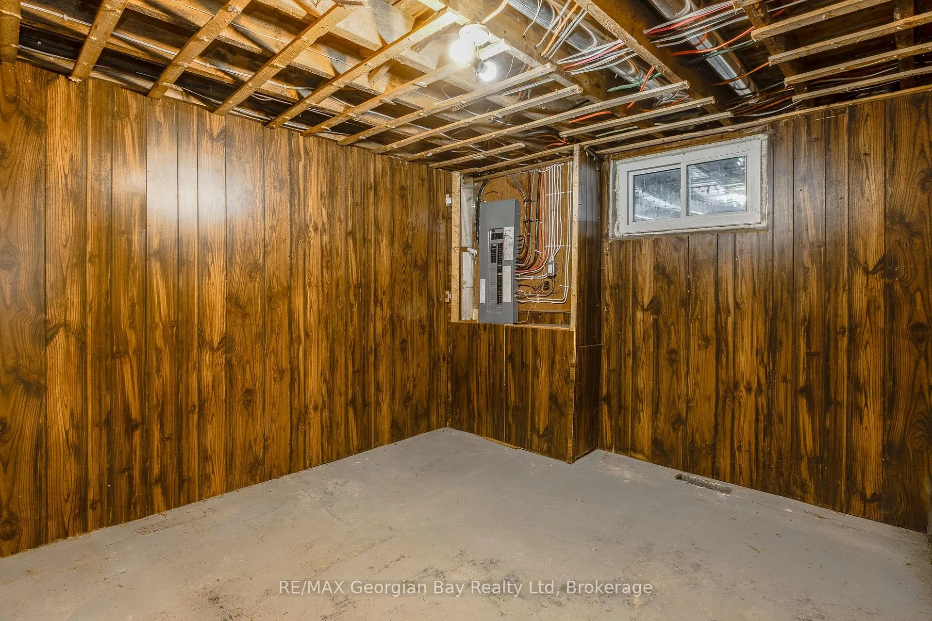 Photo 17 of 41 Beaufort Crescent, Tiny, Rural Tiny — HOMEH