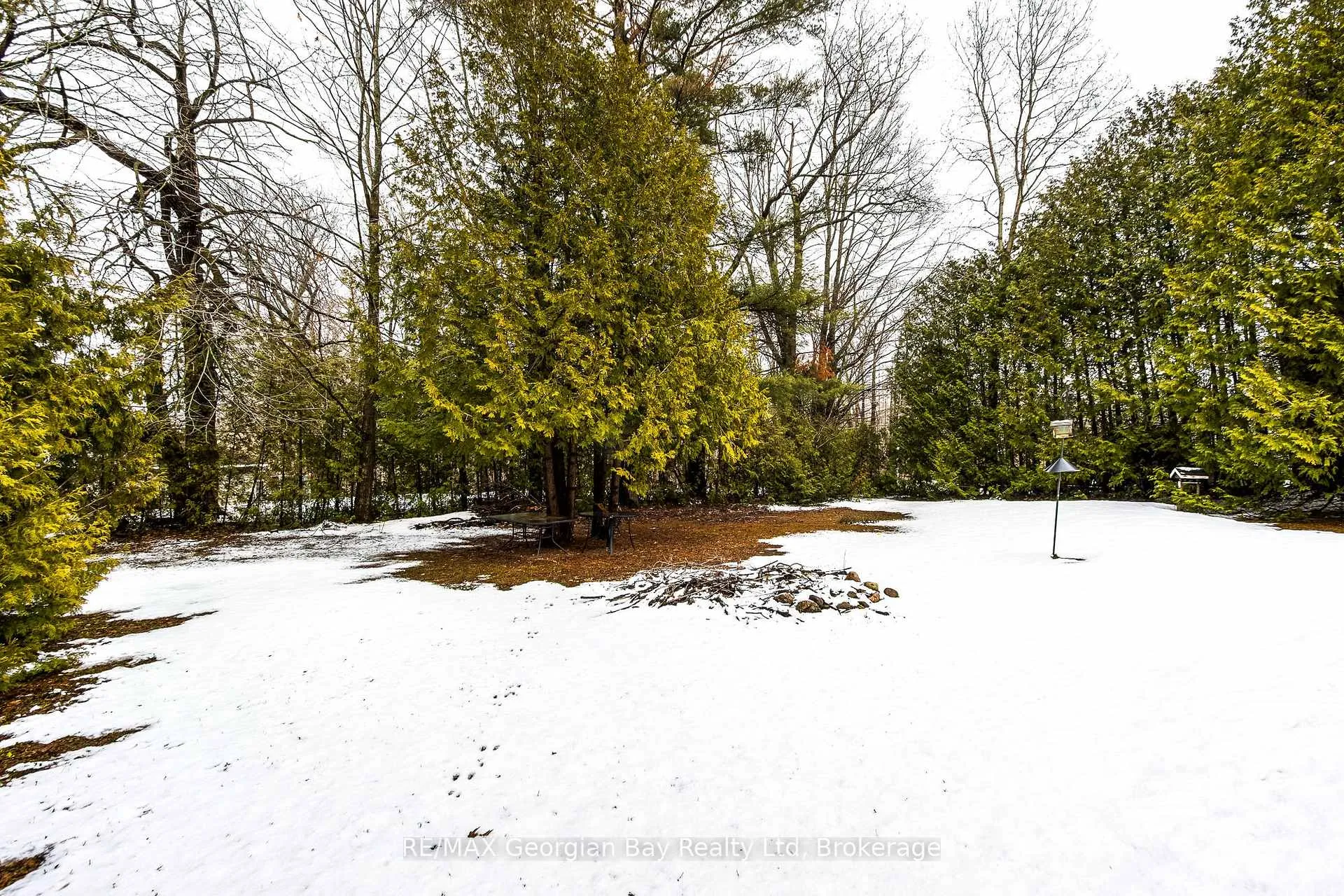 Photo 24 of 41 Beaufort Crescent, Tiny, Rural Tiny — HOMEH