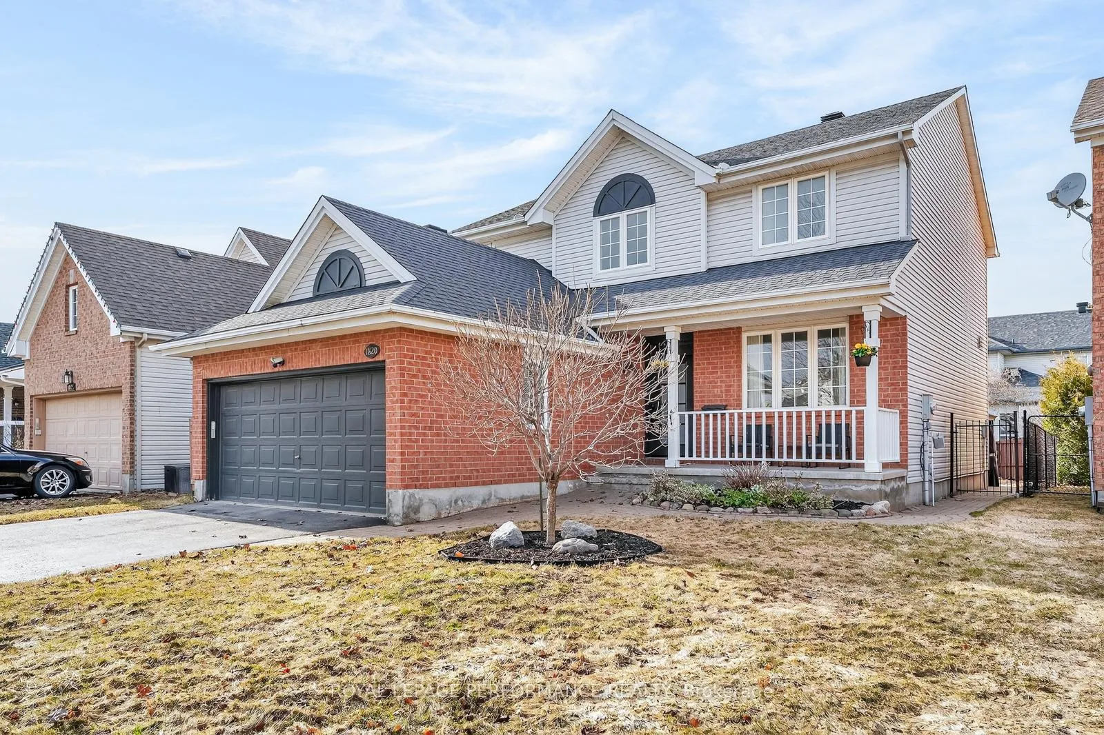 Photo 2 of 1820 Mccallum Drive, Ottawa, Fallingbrook/Gardenway South — HOMEH